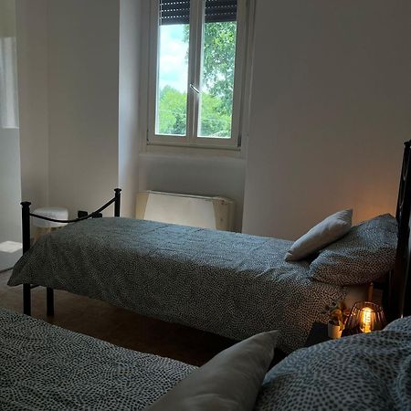 Casa Polly 2 - Ampio E Comodo Appartamento A Voghera Extérieur photo